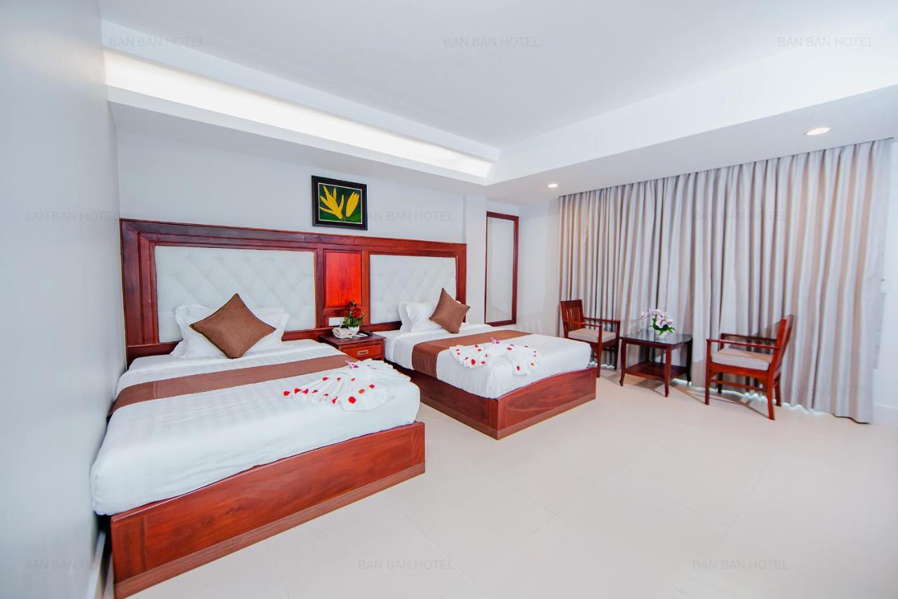 Ban Ban Hotel Phnom Penh Exteriör bild